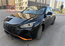 دۆنگ فینگ شاین